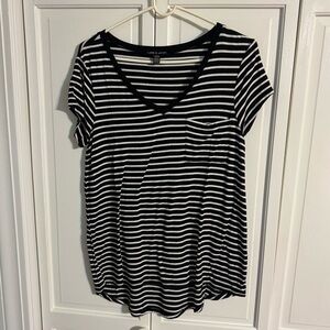 Cable & Gauge Navy and White Striped V-Neck Tee